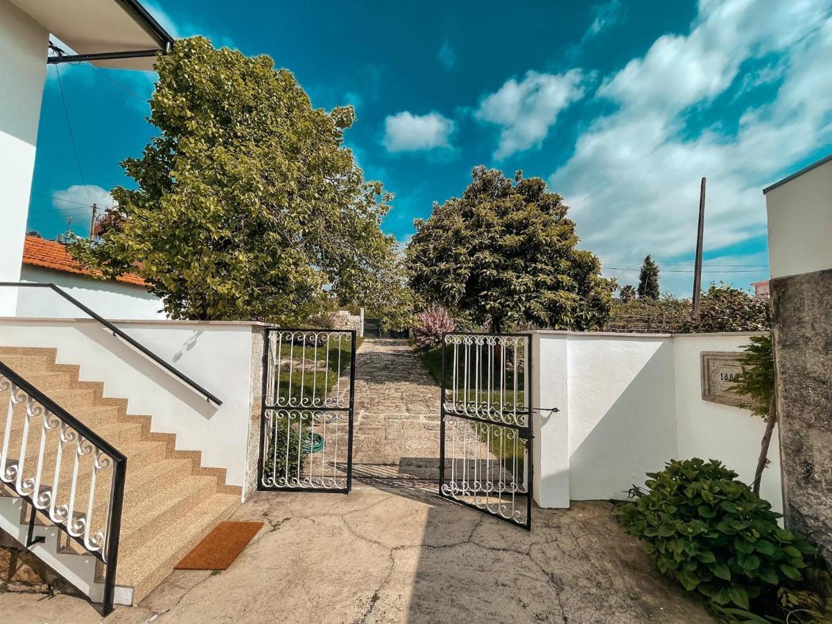 Windmill House Villa Санта Мария да Фейра Екстериор снимка